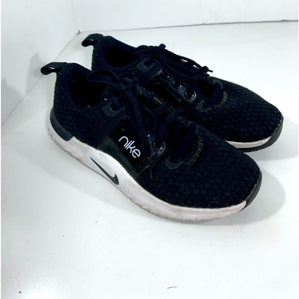 Nike Gymnastics Running Shoes Renew In-Season TR10 black Women’s Girls Size 5.5